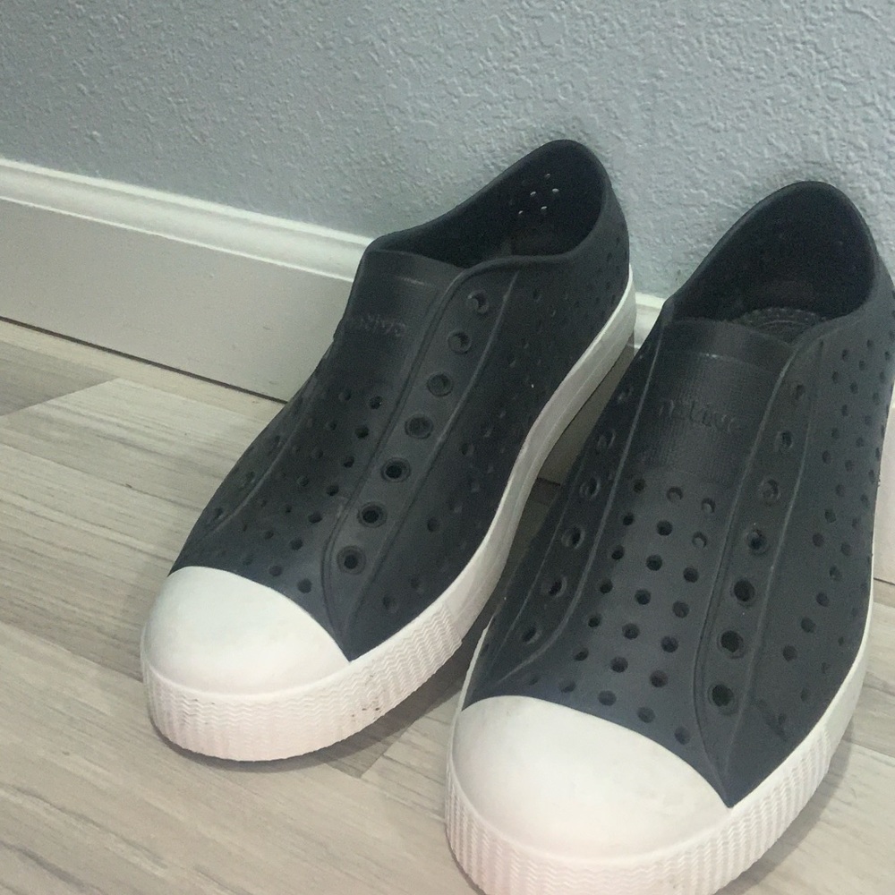 Native Kids Jefferson Slip-On Shoes, Navy, Big Kids Size 5